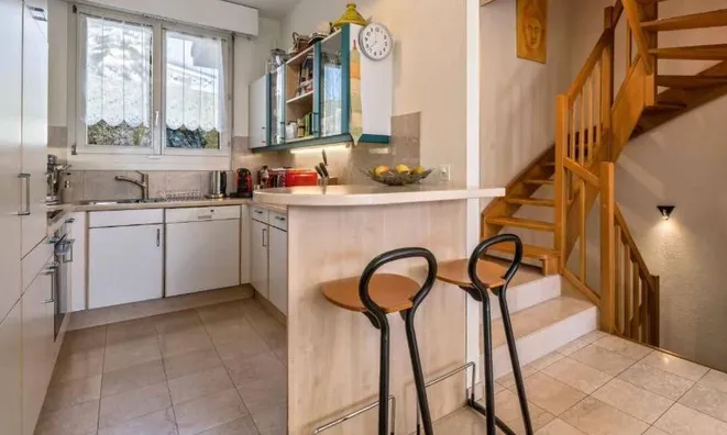 Недвижимость Apartment 6 rooms: 2