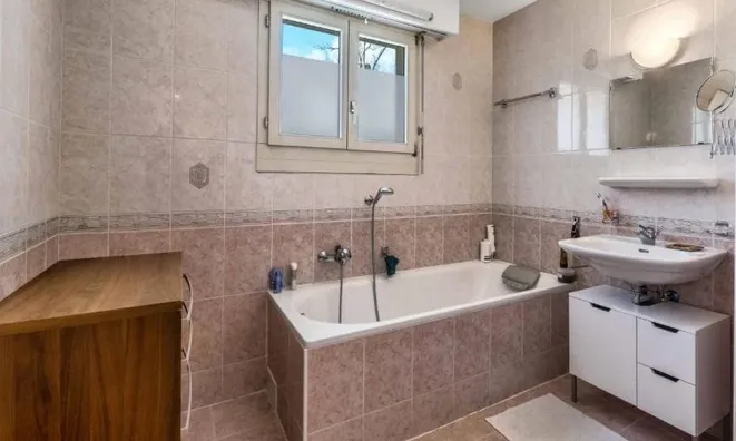 Недвижимость Apartment 6 rooms: 7