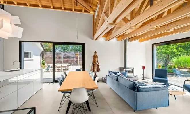 Недвижимость Villa 6 rooms: 6