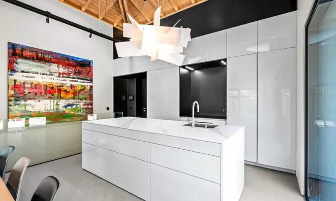 Недвижимость Villa 6 rooms: 10
