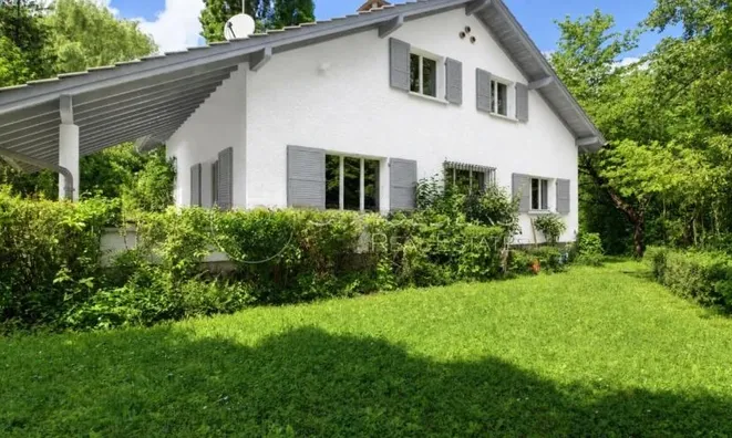 Недвижимость Single house 8 rooms: 1