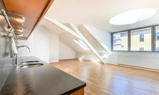 Недвижимость Apartment 3 rooms: 1