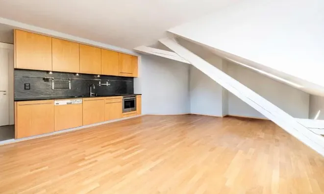 Недвижимость Apartment 3 rooms: 2