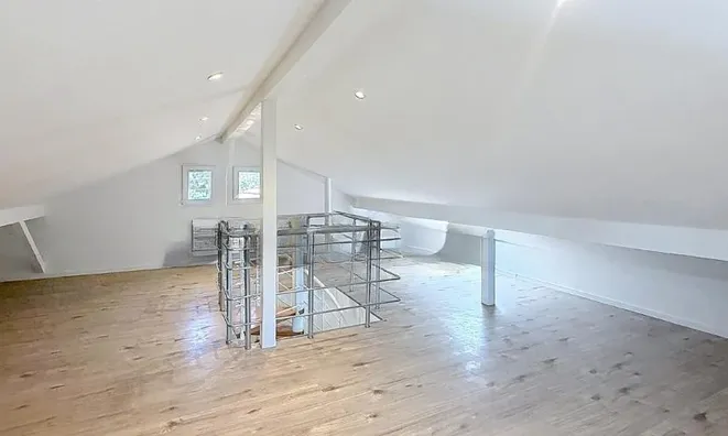 Недвижимость Single house 7 rooms: 7