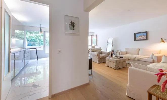 Недвижимость Apartment 4 rooms: 4