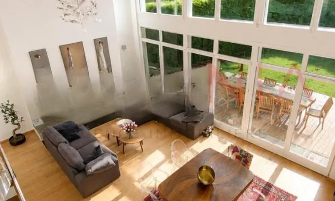 Недвижимость Row house 6 rooms: 4