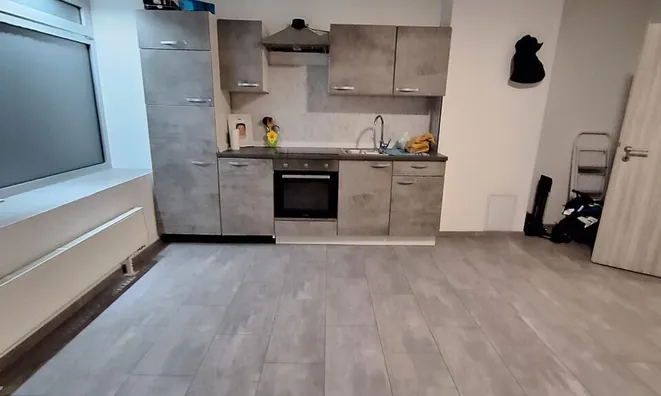 Недвижимость House Podgorica: 1