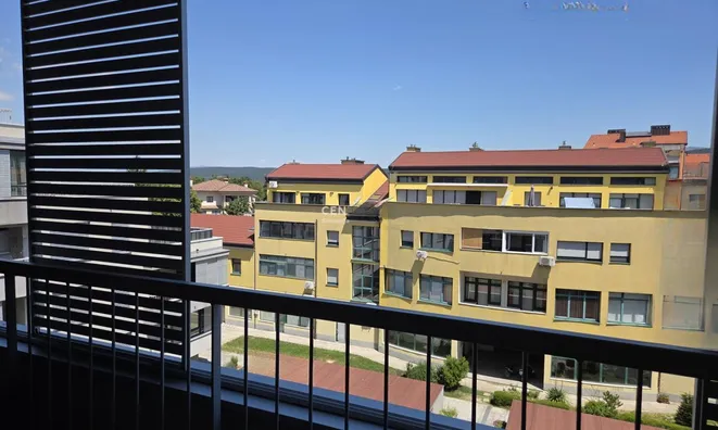 Недвижимость Studio apartment in Divache: 20