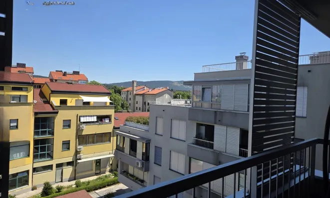 Недвижимость Studio apartment in Divache: 21