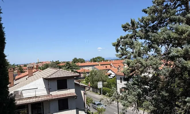 Недвижимость Квартира с двумя комнатами в Изоле: 2