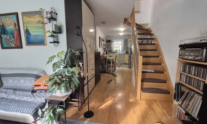 Недвижимость Apartment Near the Forest in Črnuče: 1