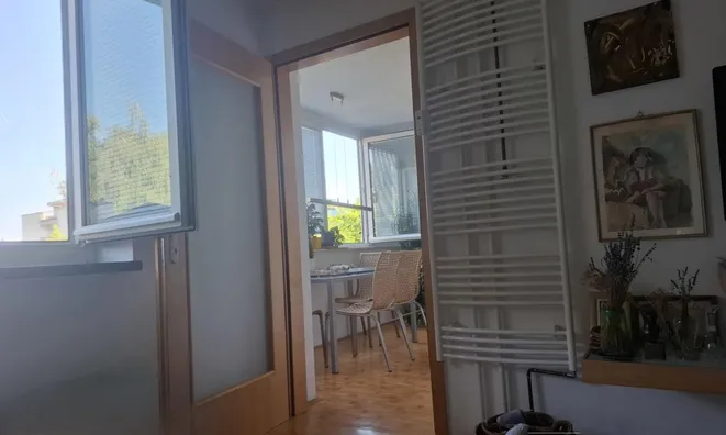 Недвижимость Apartment, 3 rooms, downtown: 4