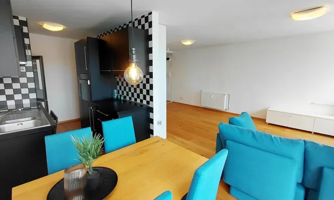 Недвижимость Apartment 1.5-room Ljubljana Šiška: 1