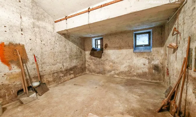 Недвижимость Apartment in the center of Ljubljana: 10