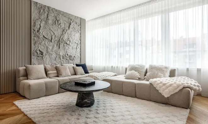 Недвижимость Apartment, 4 rooms, city center: 4