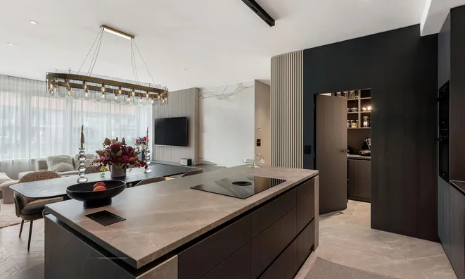 Недвижимость Apartment, 4 rooms, city center: 9