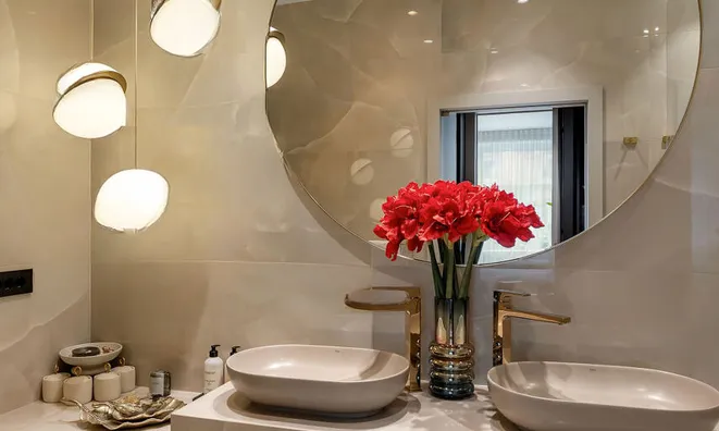 Недвижимость Apartment, 4 rooms, city center: 15