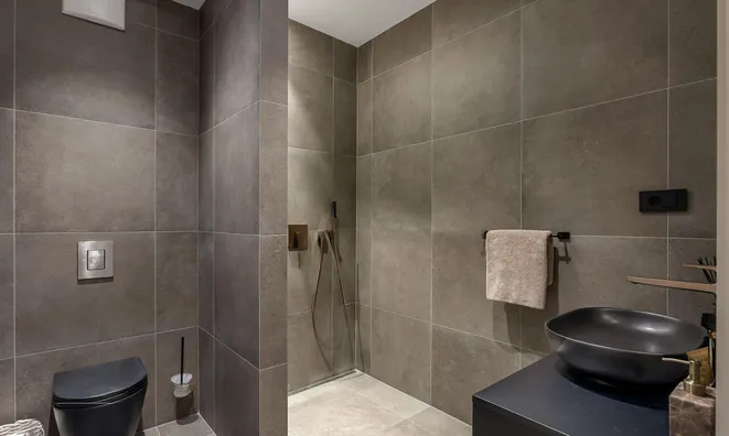Недвижимость Apartment, 4 rooms, city center: 17