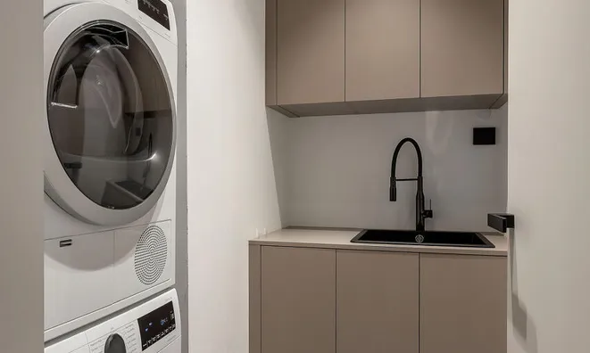 Недвижимость Apartment, 4 rooms, city center: 19
