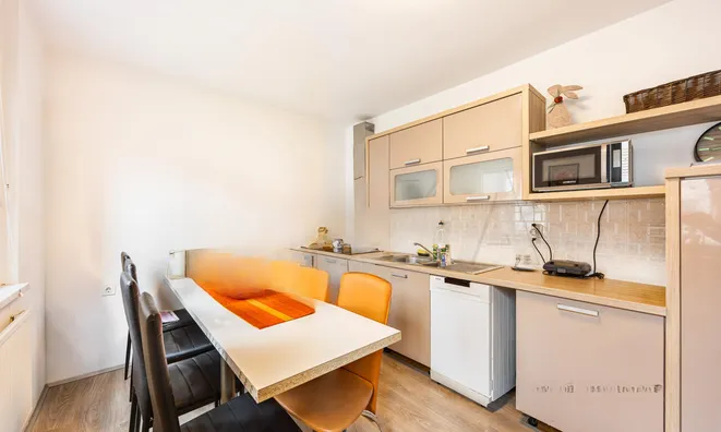 Недвижимость 4-room apartment in Fužine: 1