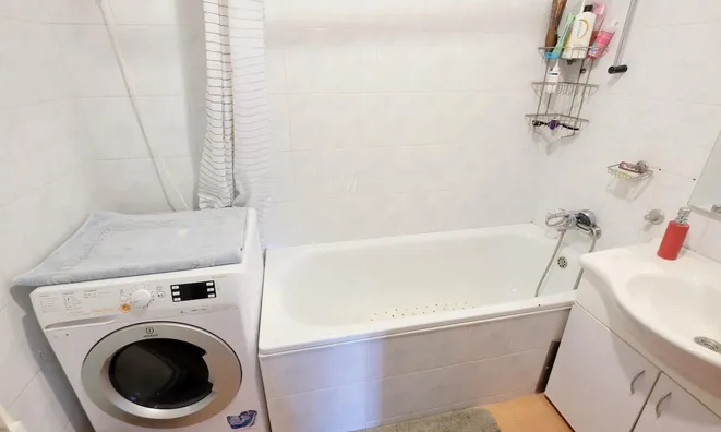 Недвижимость Four-room apartment in Fužine: 11