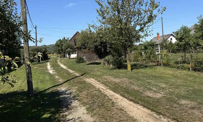 Недвижимость House, Zhiberci: 4