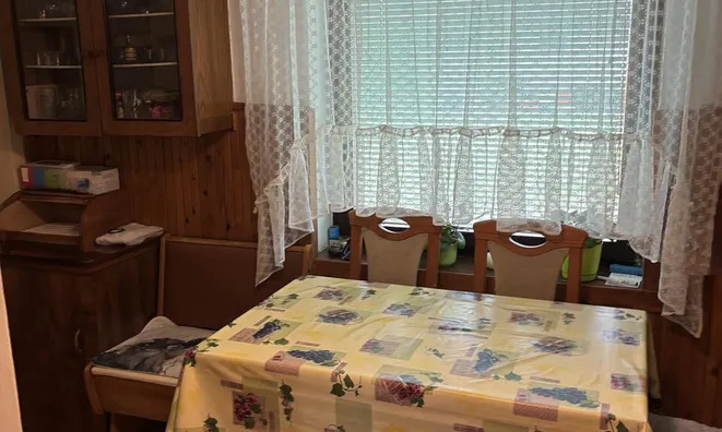 Недвижимость House, Zhiberci: 17