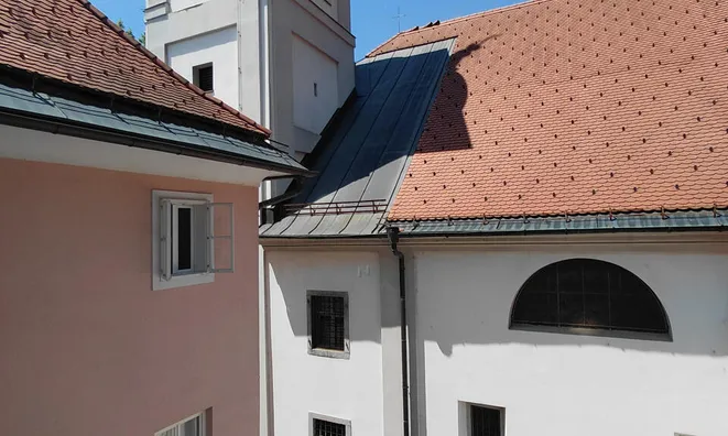 Недвижимость 2.5-room apartment in the center: 7
