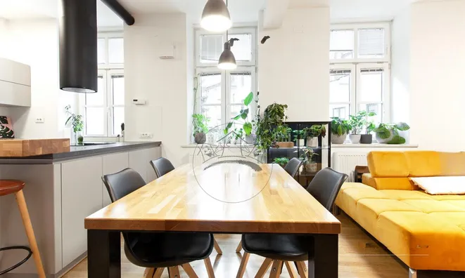 Недвижимость 4-room apartment, LU Center: 3