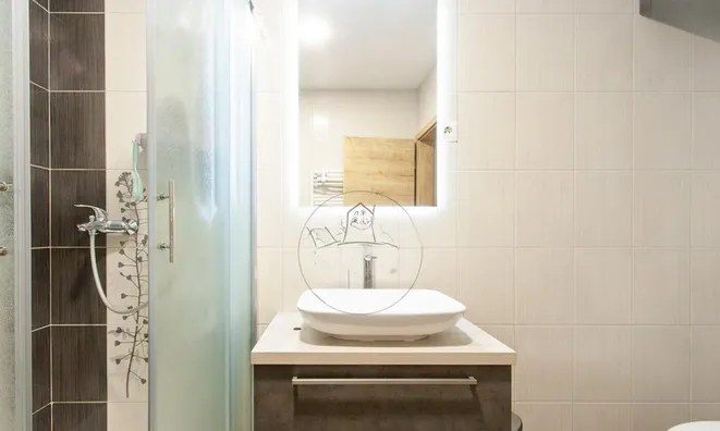 Недвижимость 4-room apartment, LU Center: 10