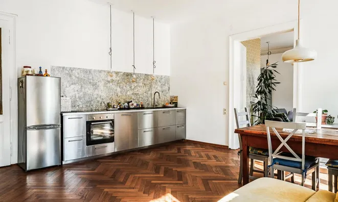 Недвижимость Apartment, 3 rooms in the Center: 9