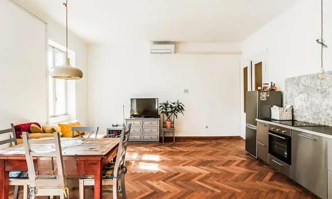 Недвижимость Apartment, 3 rooms in the Center: 13