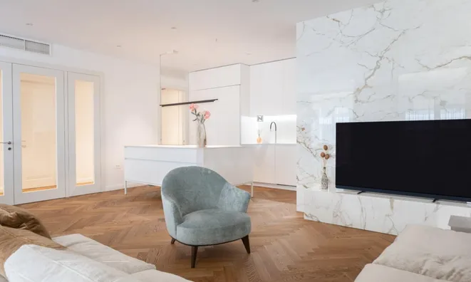 Недвижимость Apartment, 3-room, Center: 5