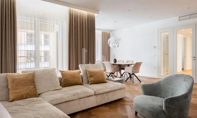 Недвижимость Apartment, 3-room, Center: 6