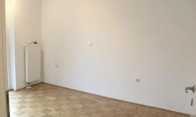 Недвижимость Apartment, 3 rooms, Center: 4