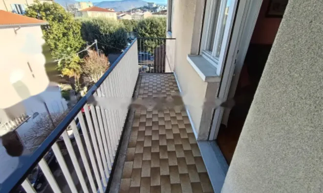 Недвижимость Трёхкомнатная квартира, Горица: 26