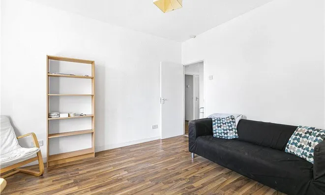 Недвижимость Cowley Road: 8