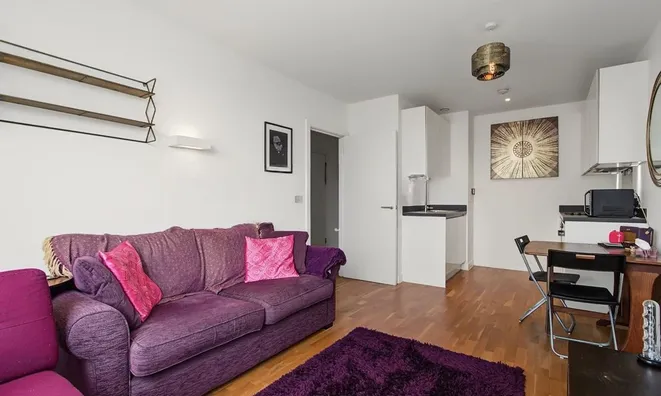 Недвижимость Oak Grove, Cricklewood: 5