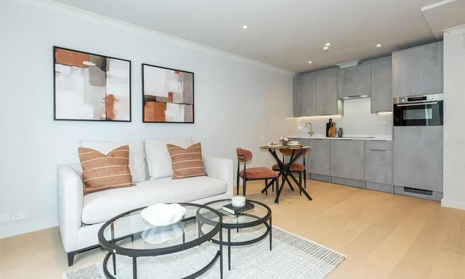 Недвижимость Royal Langford Apartments, Greville Road: 1
