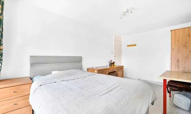 Недвижимость Fordcombe, Queens Crescent, Chalk Farm: 3