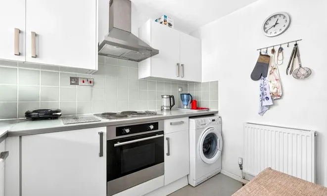 Недвижимость Fordcombe, Queens Crescent, Chalk Farm: 13