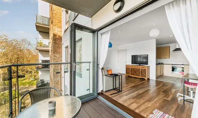 Недвижимость Chaplin House, All Saints Road, Acton: 14
