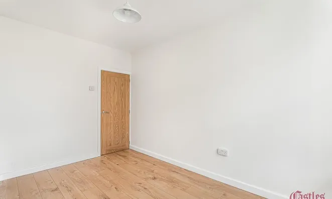 Недвижимость Pembury Road: 22