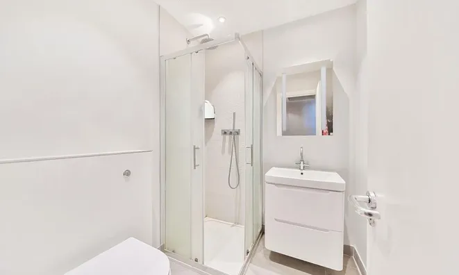 Недвижимость Palace Court, Bayswater: 2