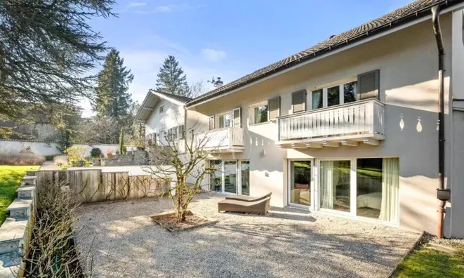 Недвижимость Single house 9 rooms: 2