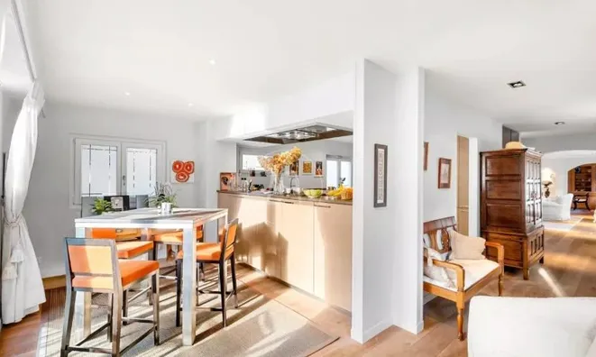 Недвижимость Single house 9 rooms: 8
