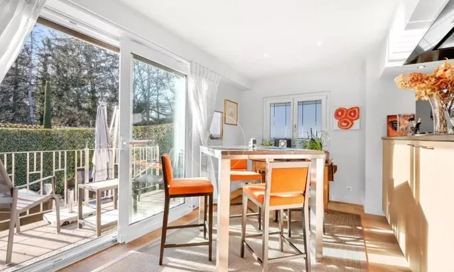 Недвижимость Single house 9 rooms: 11