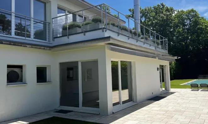 Недвижимость Single house 8 rooms: 8