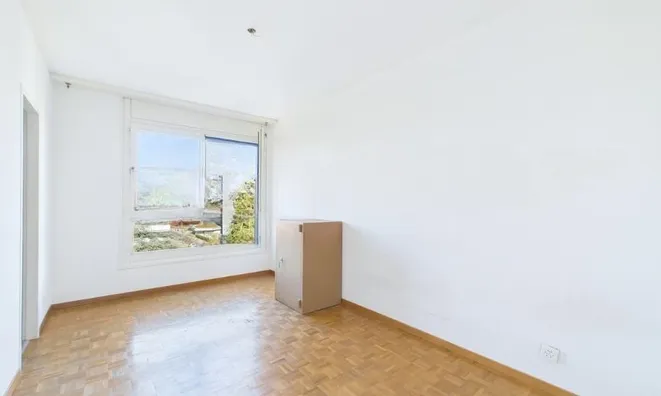 Недвижимость Apartment 6 rooms: 5