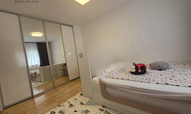 Недвижимость Apartment 2.5 rooms, Center: 11